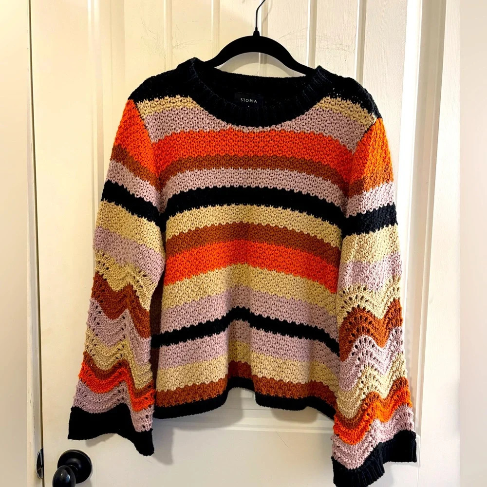 STORIA oversized striped knit crochet sweater with bell sleeves Size Medium!
